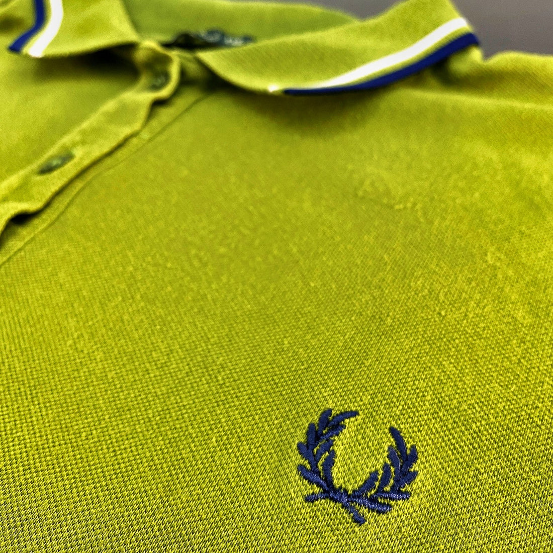 Polo Fred Perry "Twin Tipped" Made in England Verde Pistacho