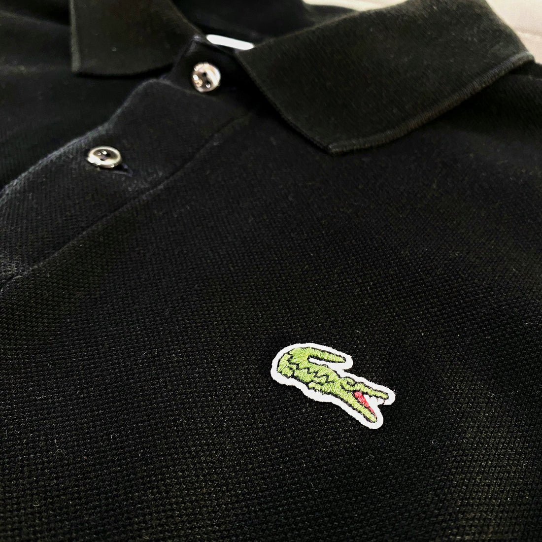 Polo Lacoste "Classic Fit" Negro