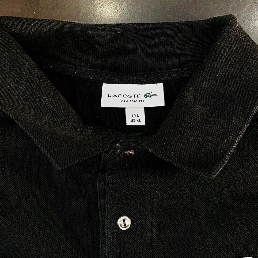 Polo Lacoste "Classic Fit" Negro