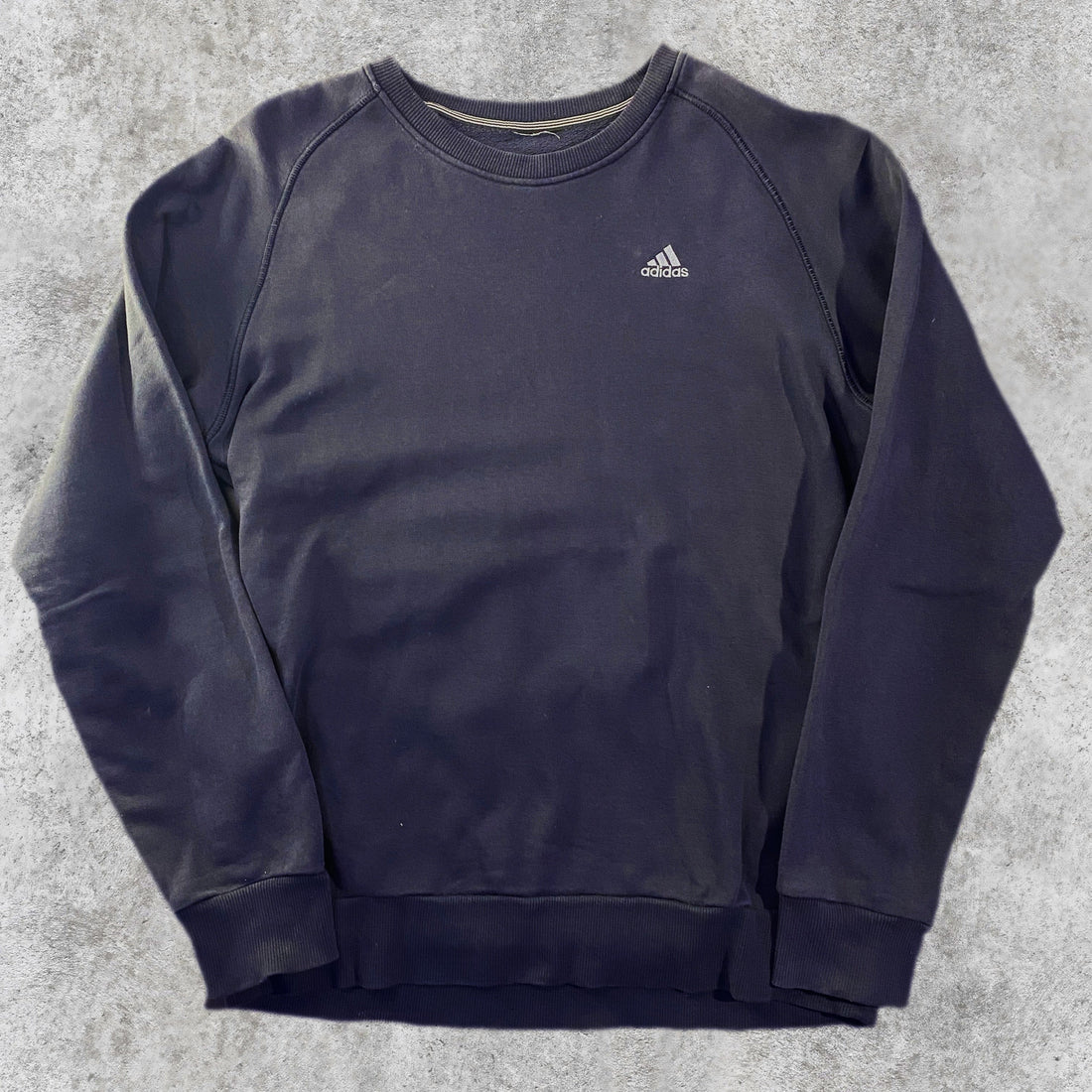 Sudadera Cuello Redondo adidas Logo Bordado Azul Marino