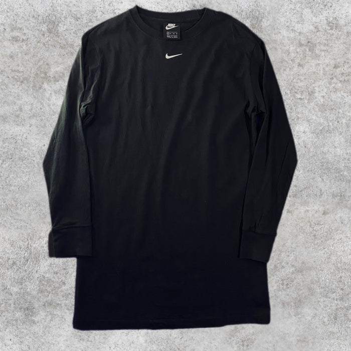 Camiseta Manga Larga Nike Swoosh Central Negra