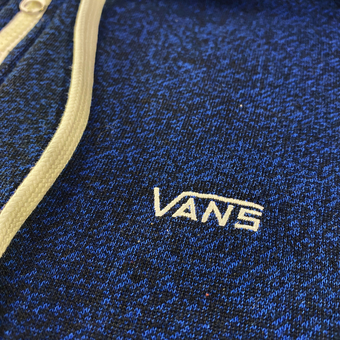 Sudadera Capucha Cremallera Vans Logo Bordado Azul Marino