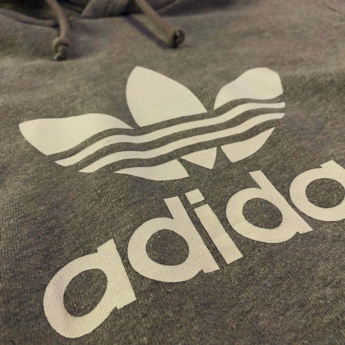 Sudadera Capucha adidas Originals Trefoil Vintage Gris