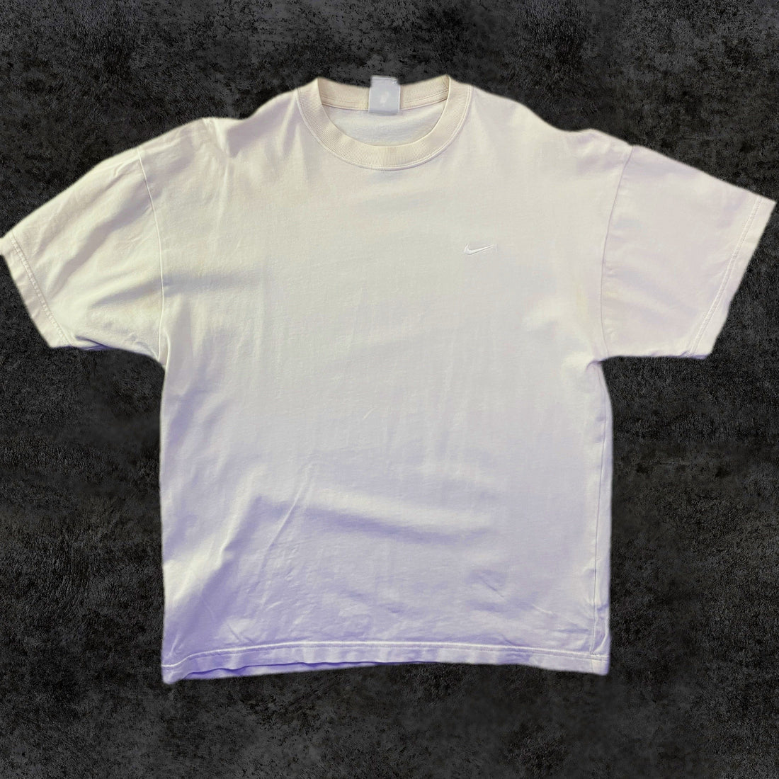 Camiseta Nike Swoosh Central Blanca