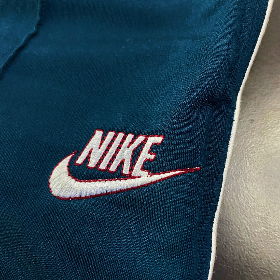 Pantalón Chándal Nike Vivo Blanco Azul Petróleo
