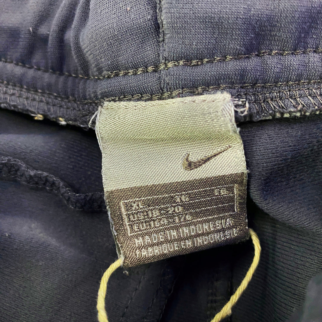 Pantalón Chándal Nike Swoosh Vivo Blanco Gris Grafito