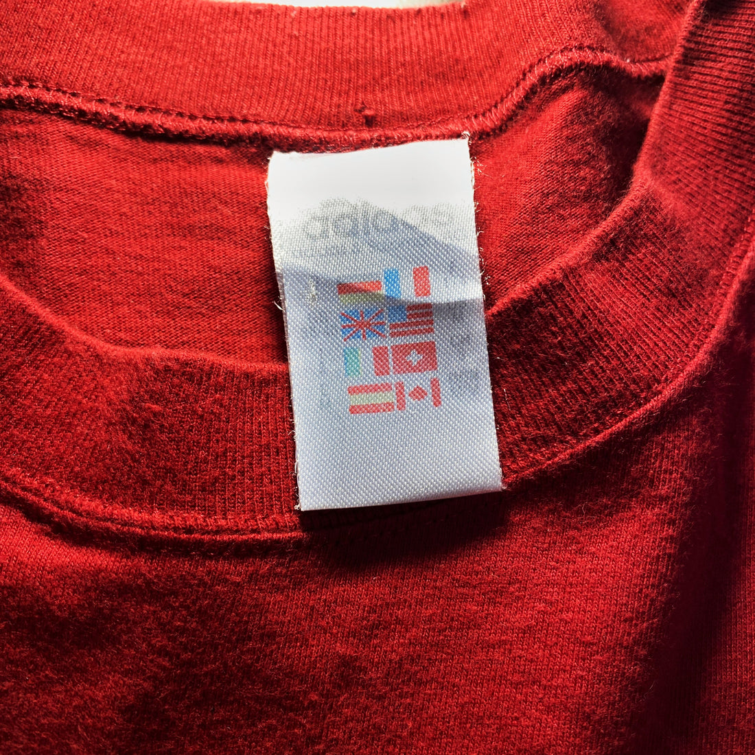 Camiseta Adidas Originals "Athletic 03" Graphic