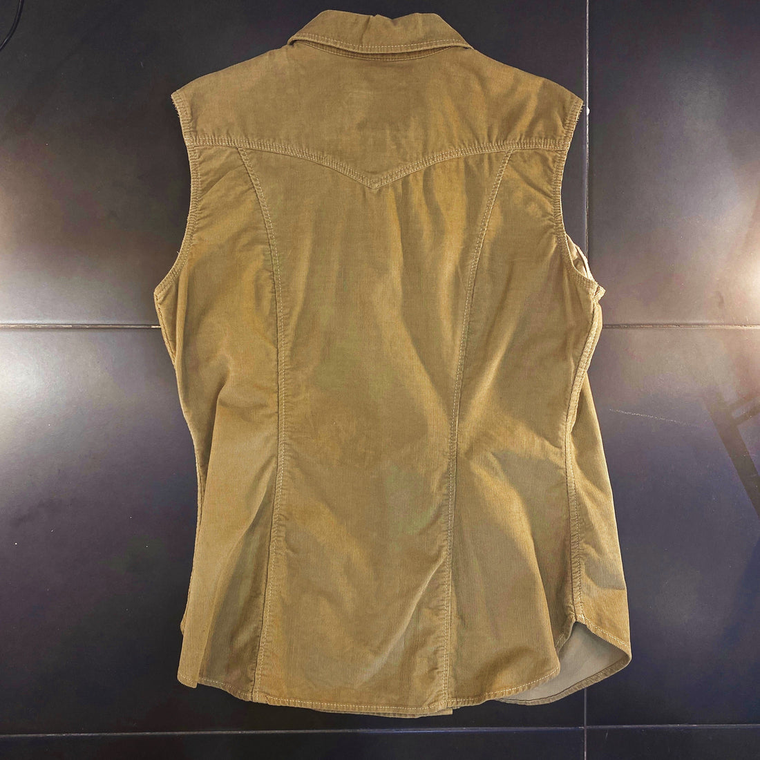 Camisa Levi's Vintage Sin Mangas Pana Verde Caqui