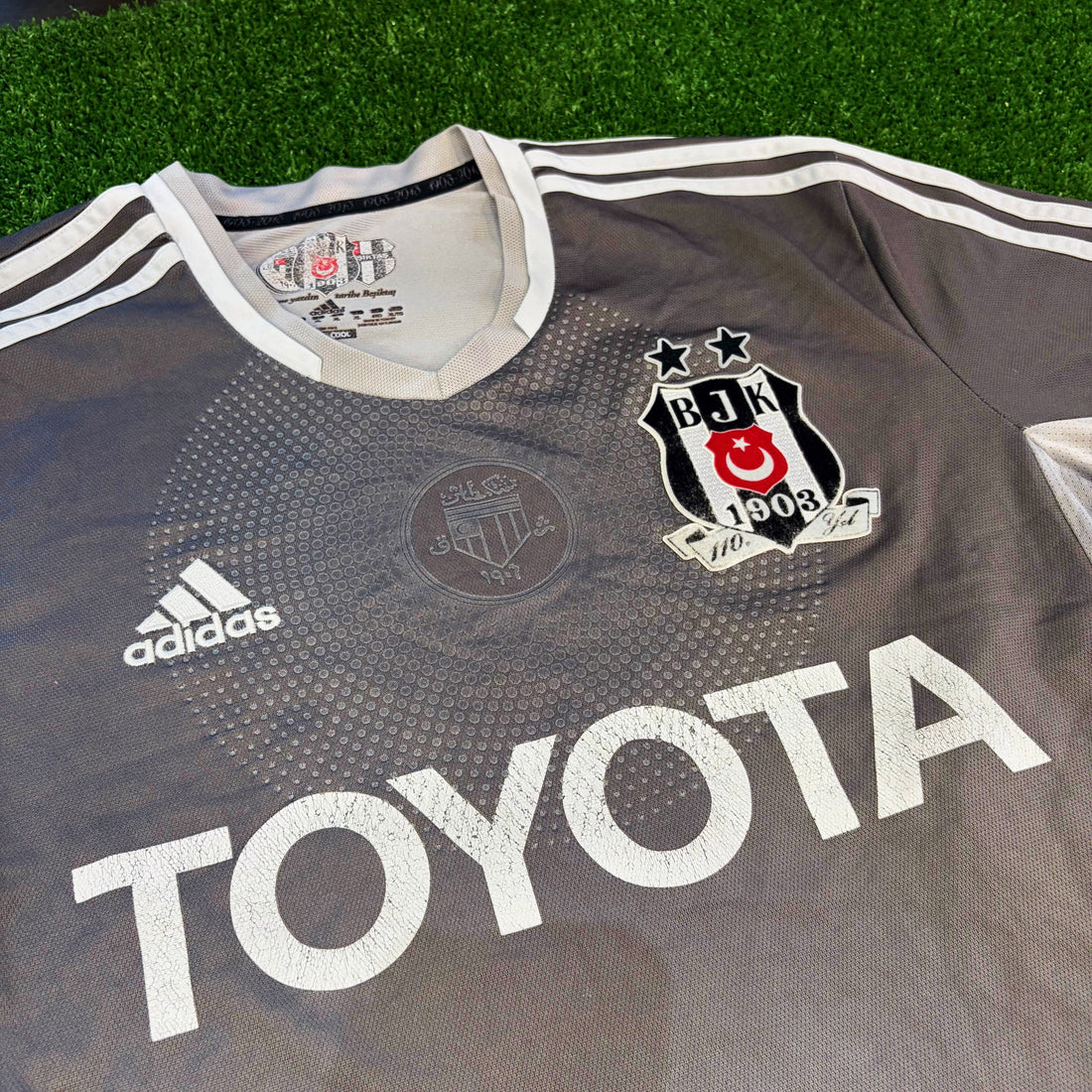 Camiseta Beşiktaş JK 2009-2011