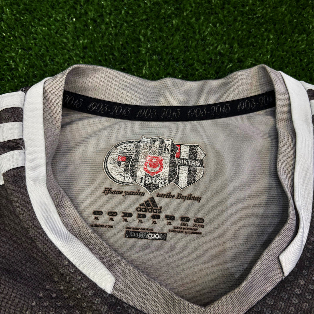 Camiseta Beşiktaş JK 2009-2011