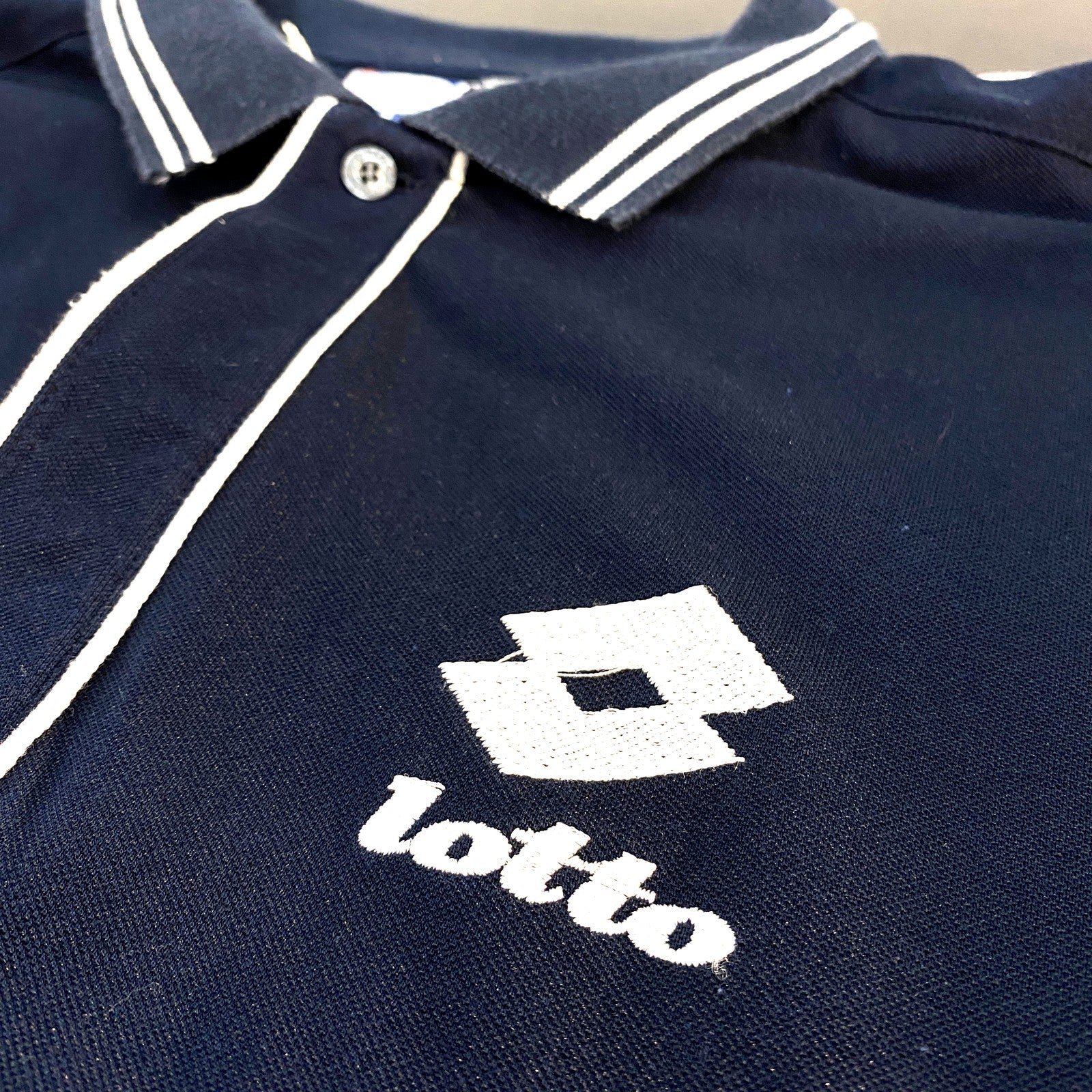 Polo Lotto - detalle logo
