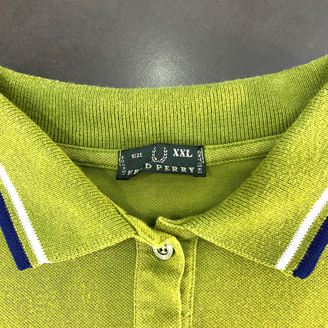 Polo Fred Perry - etiqueta talla XXL Made in England