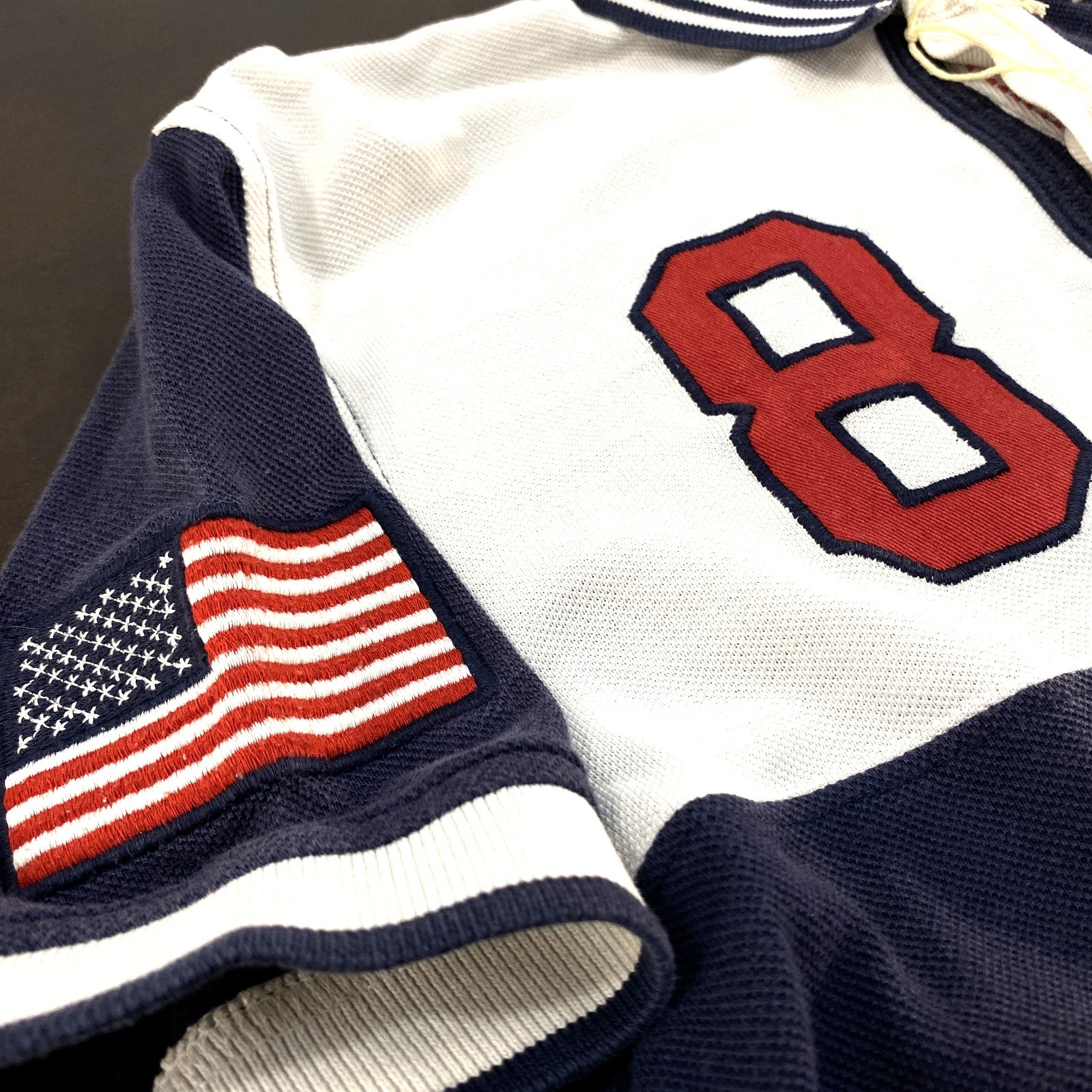 Polo Tommy Hilfiger - detalle