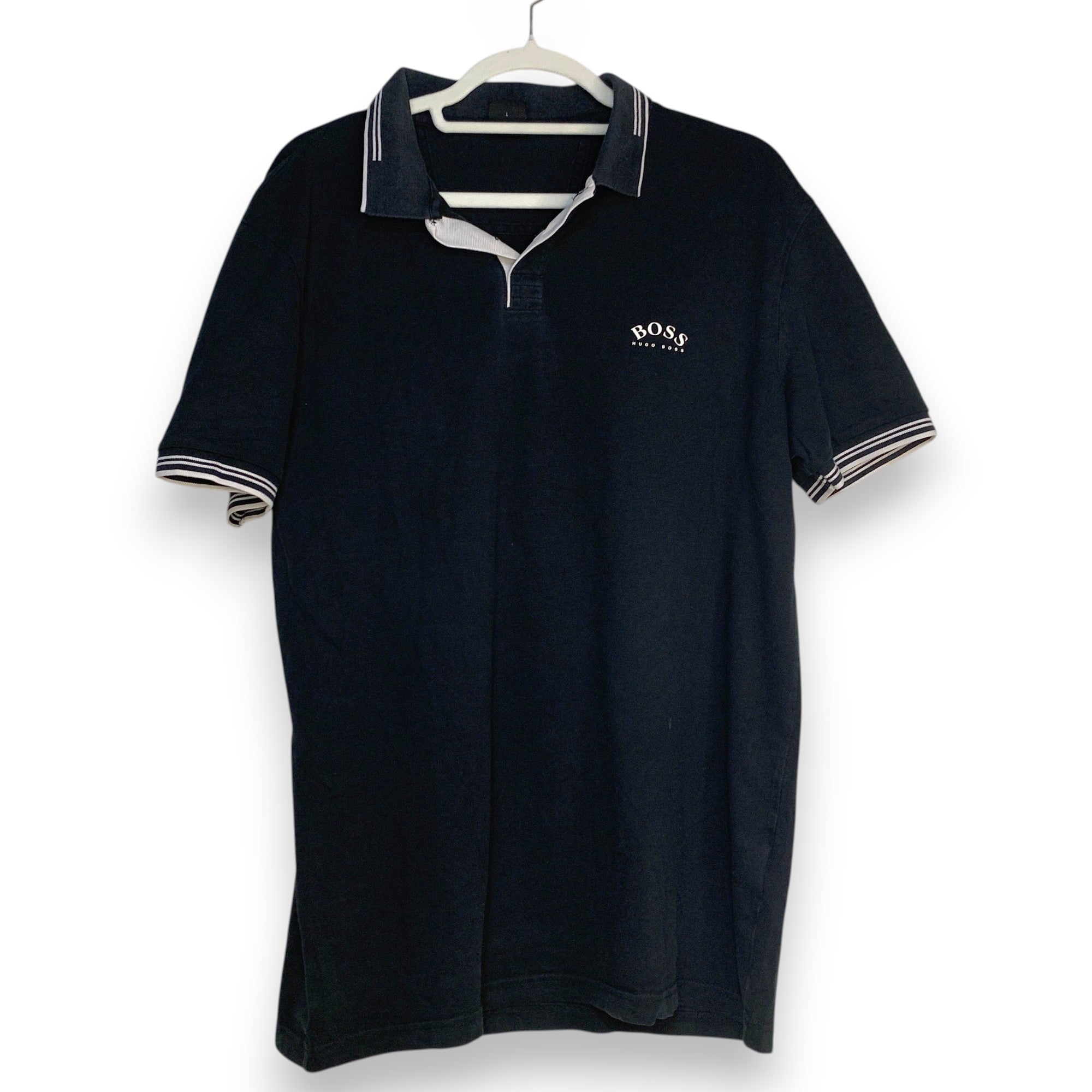 POLO BOSS NEGRO CON RAYAS TALLA L