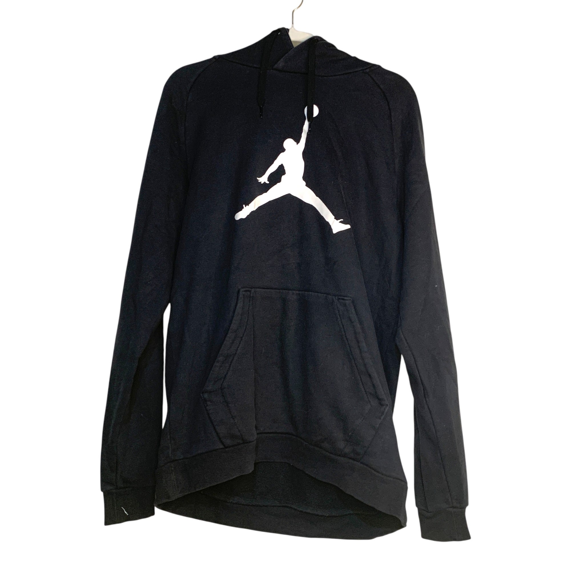 SUDADERA JORDAN NEGRO CON SILUETA ICONICA