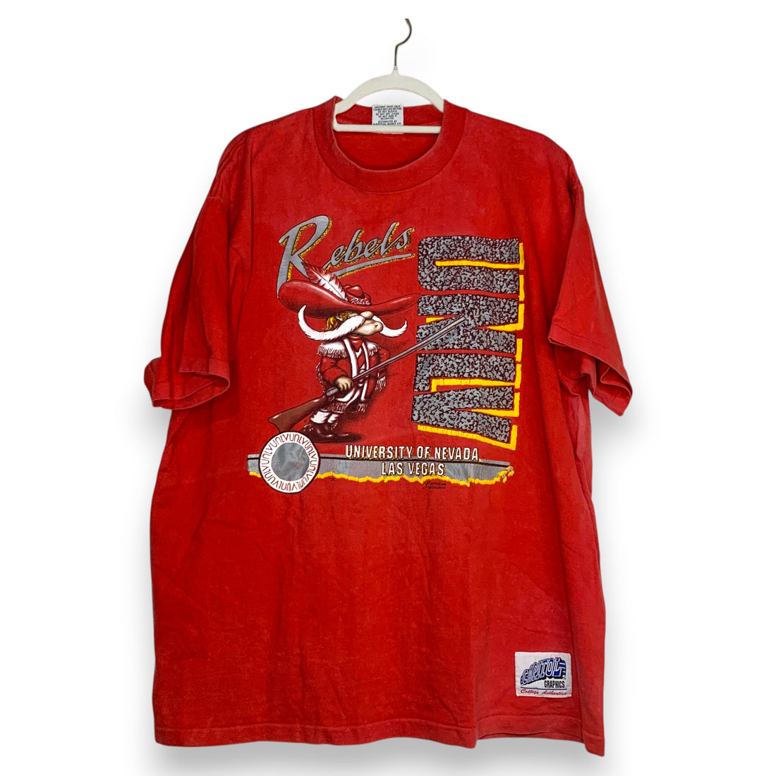 CAMISETA UNLV REBELS GNOMO LAS VEGAS ROJO TALLA XL
