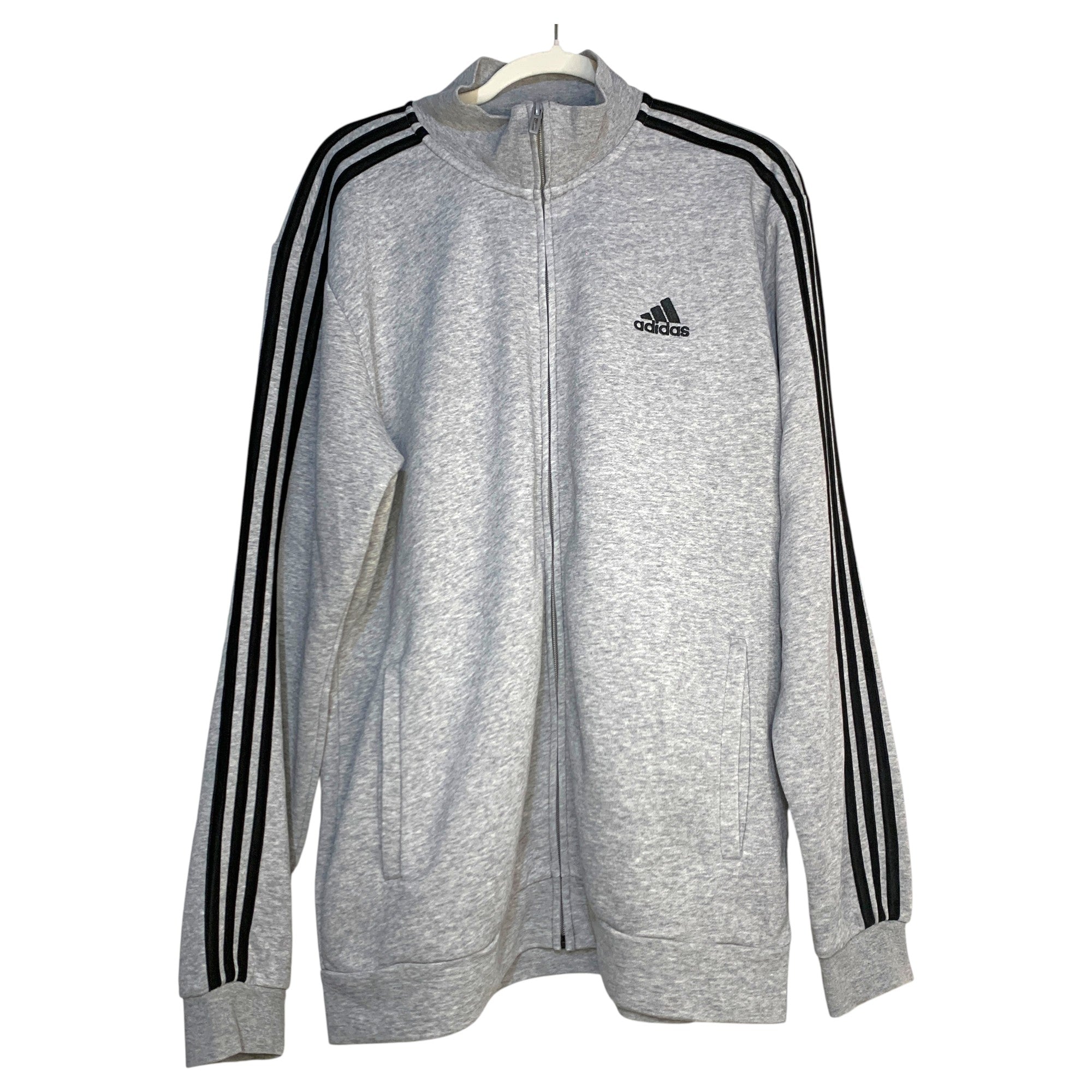 CHAQUETA ADIDAS GRIS CON TRES RAYAS NEGRAS