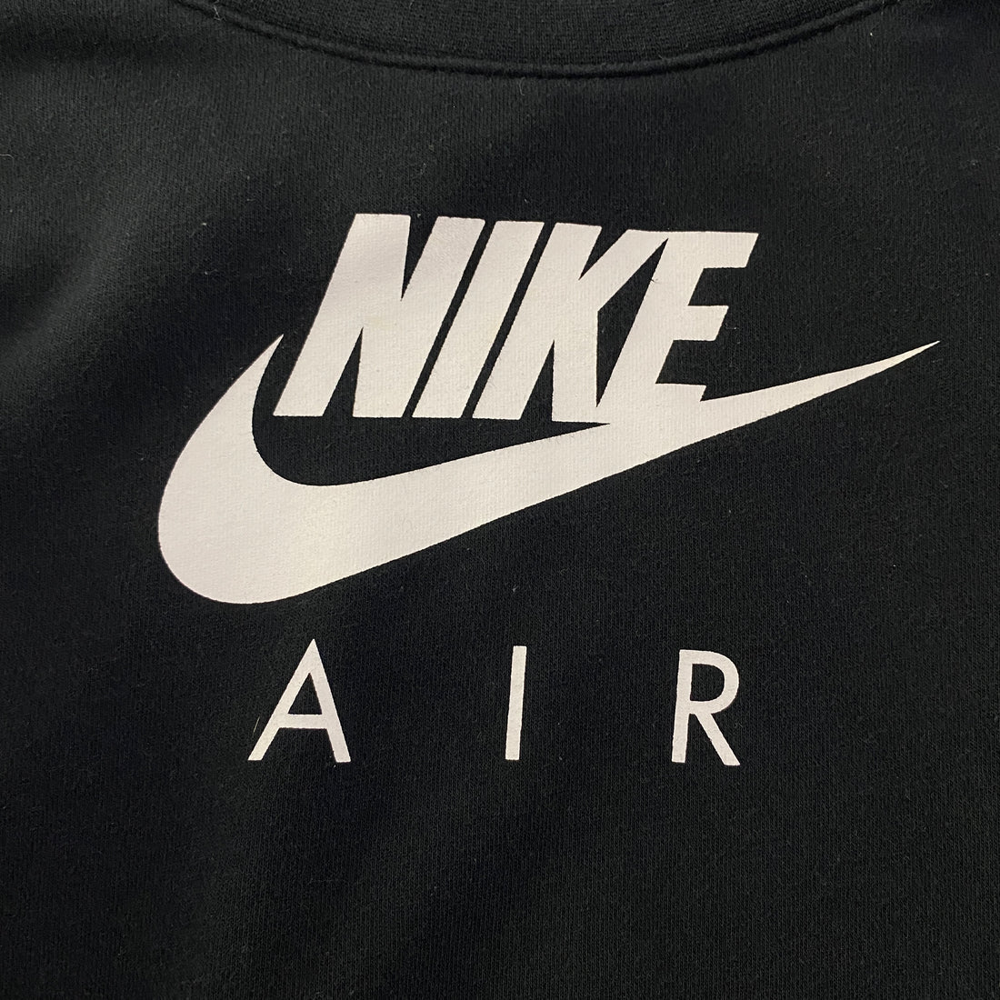 Sudadera Nike Air Cuello Ancho Negra - detalle