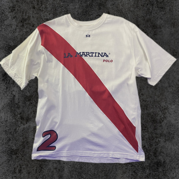 Camiseta La Martina Varsity Banda Roja Diagonal Blanca