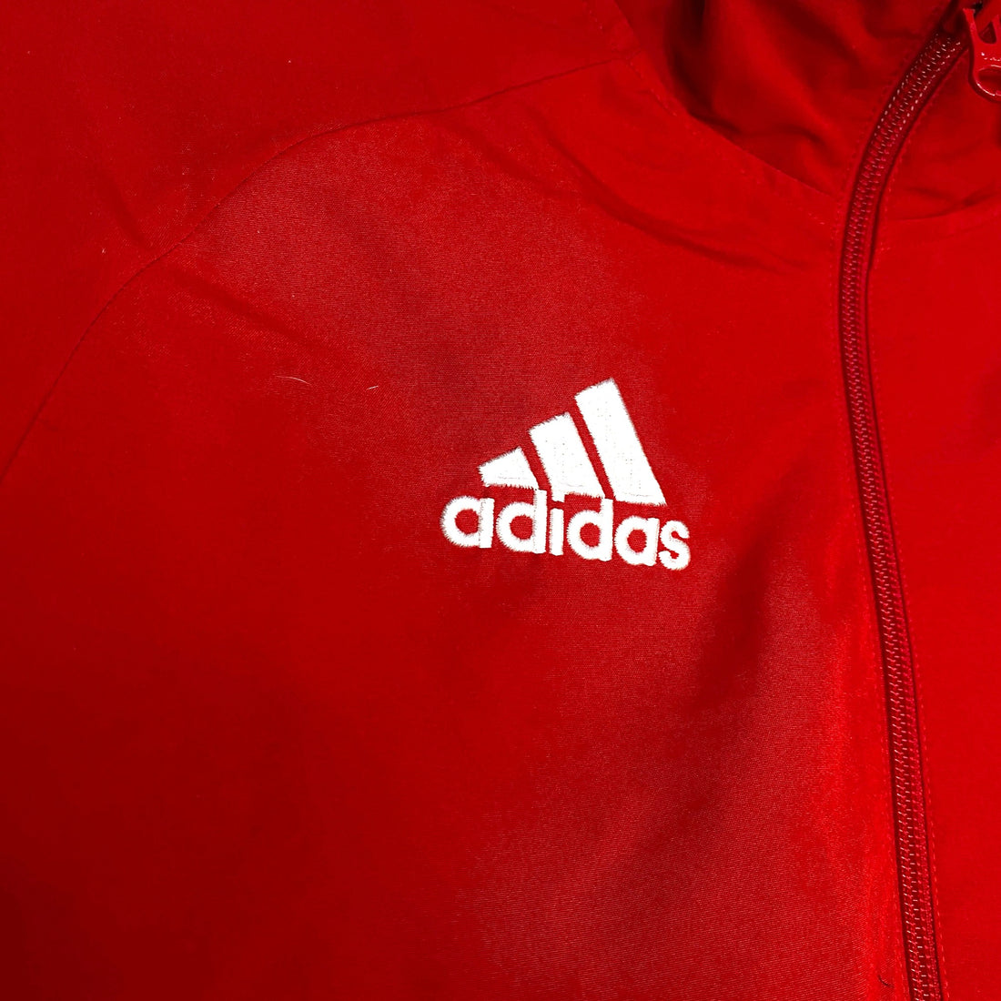 CHAQUETA ADIDAS ROJA SELECCIÓN ESPAÑOLA