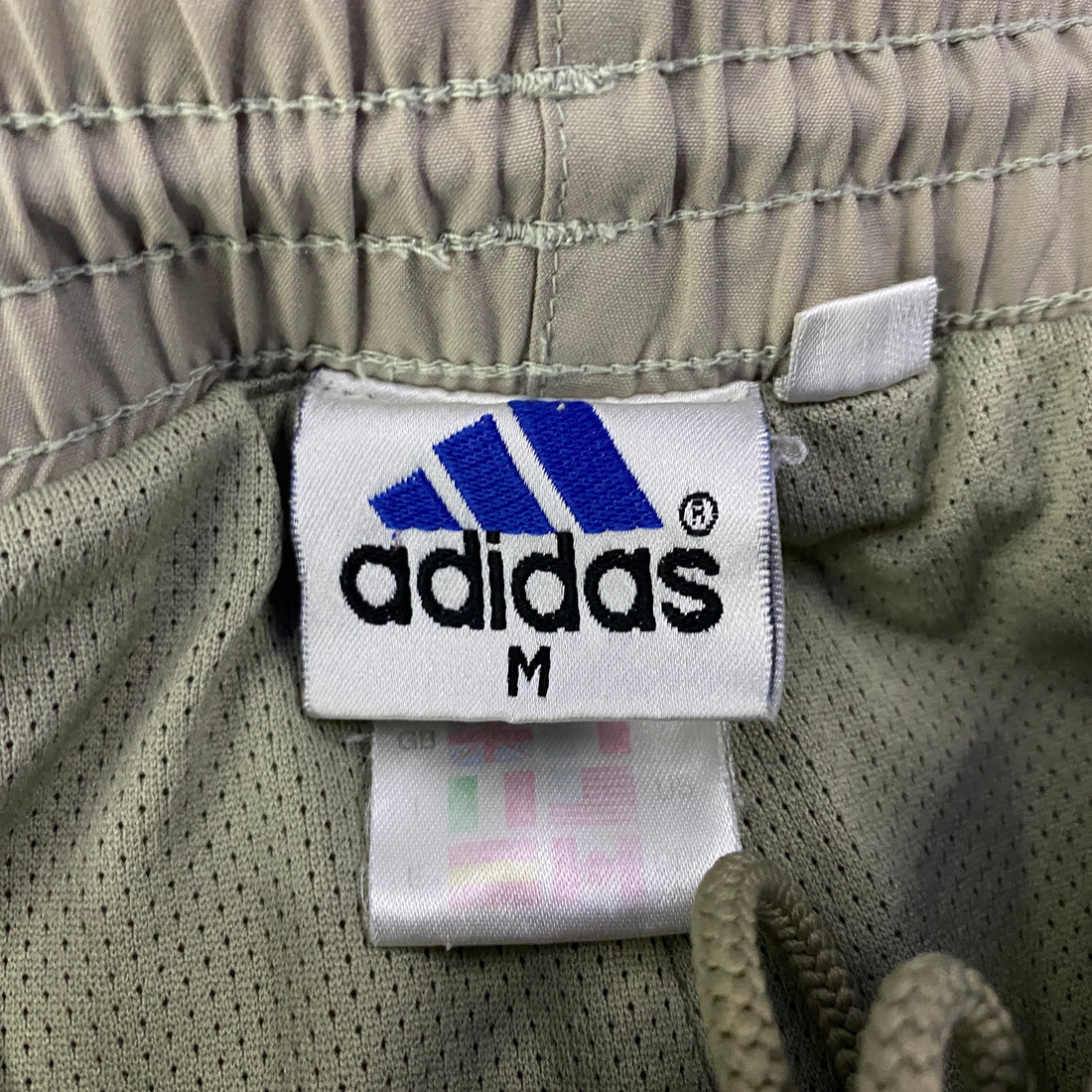 Pantalón adidas Vintage Cortavientos Tres Bandas Granate Gris