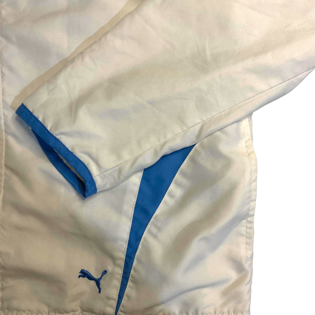 CHAQUETA PUMA BLANCA
