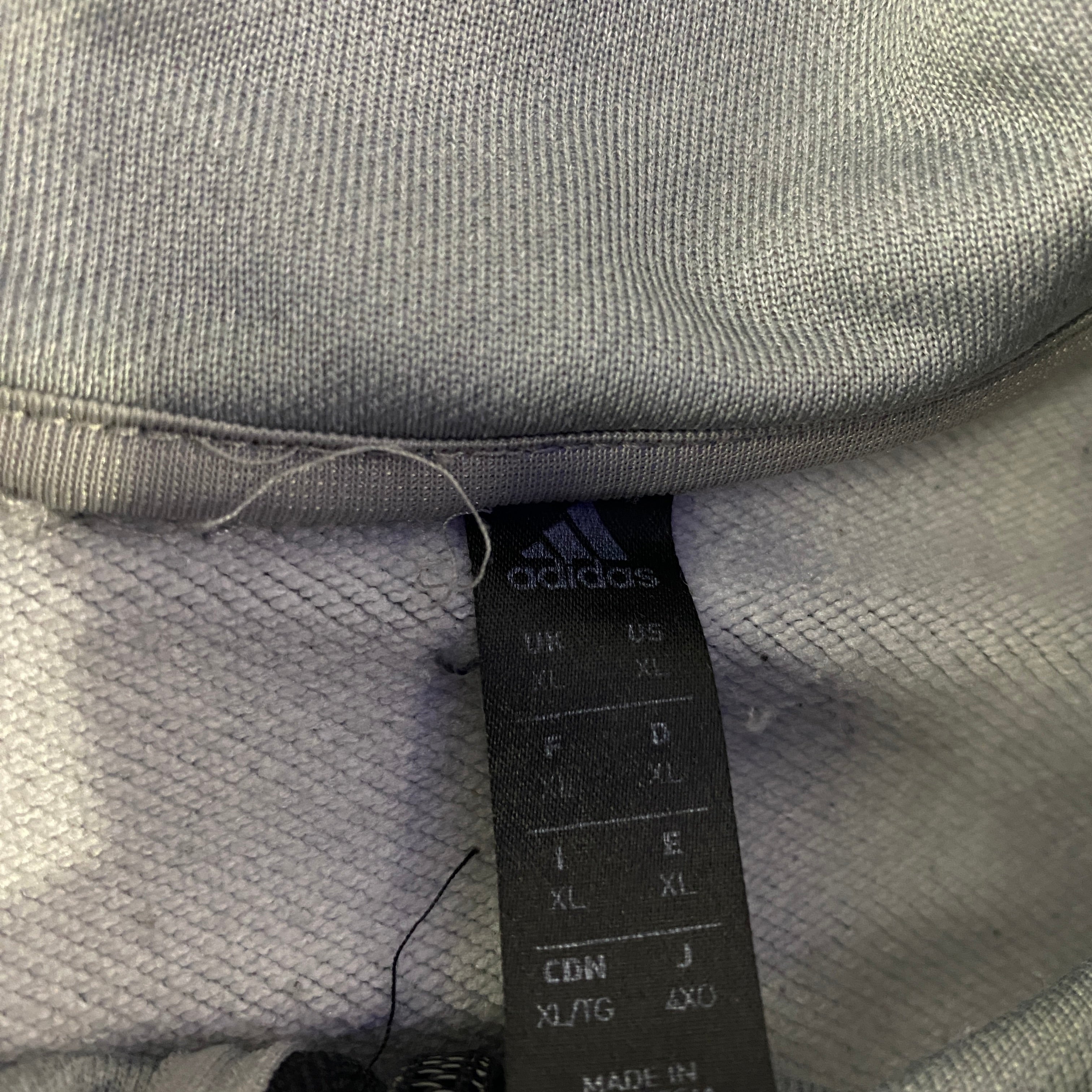 Sudadera adidas AEROREADY Media Cremallera Tres Bandas Gris