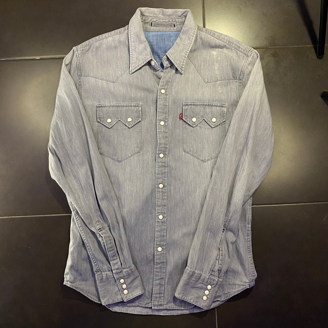 Camisa vaquera Levi's azul claro - frontal