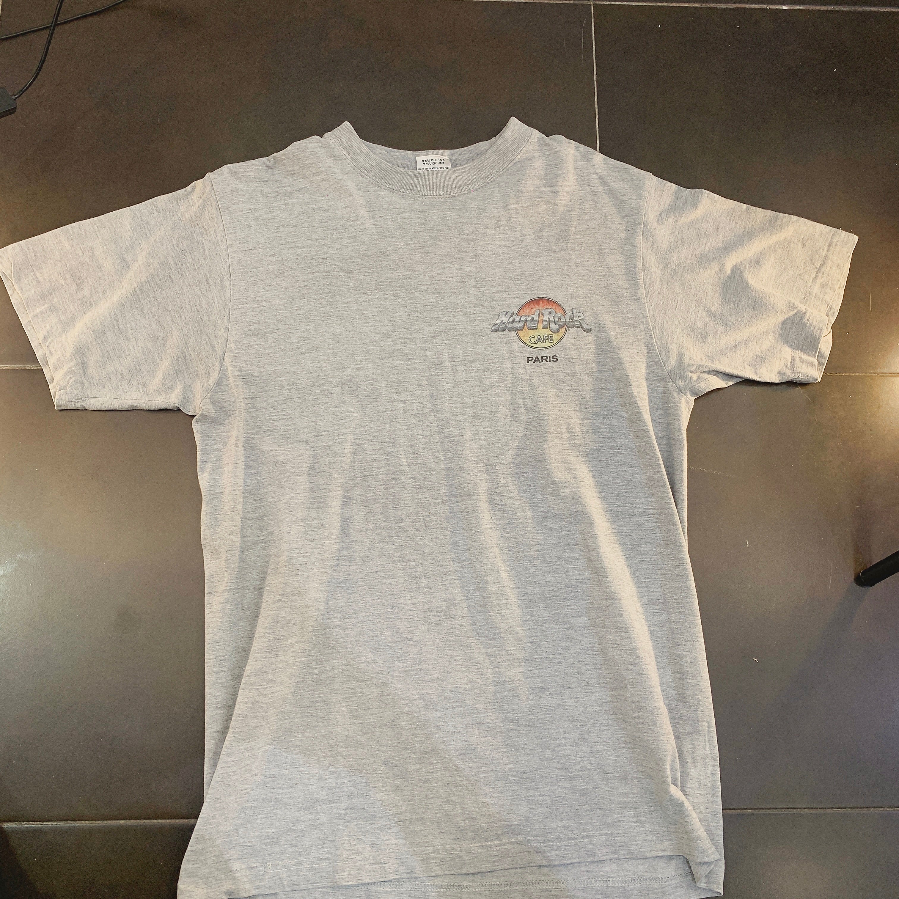 Camiseta Hard Rock Cafe Paris gris - frontal