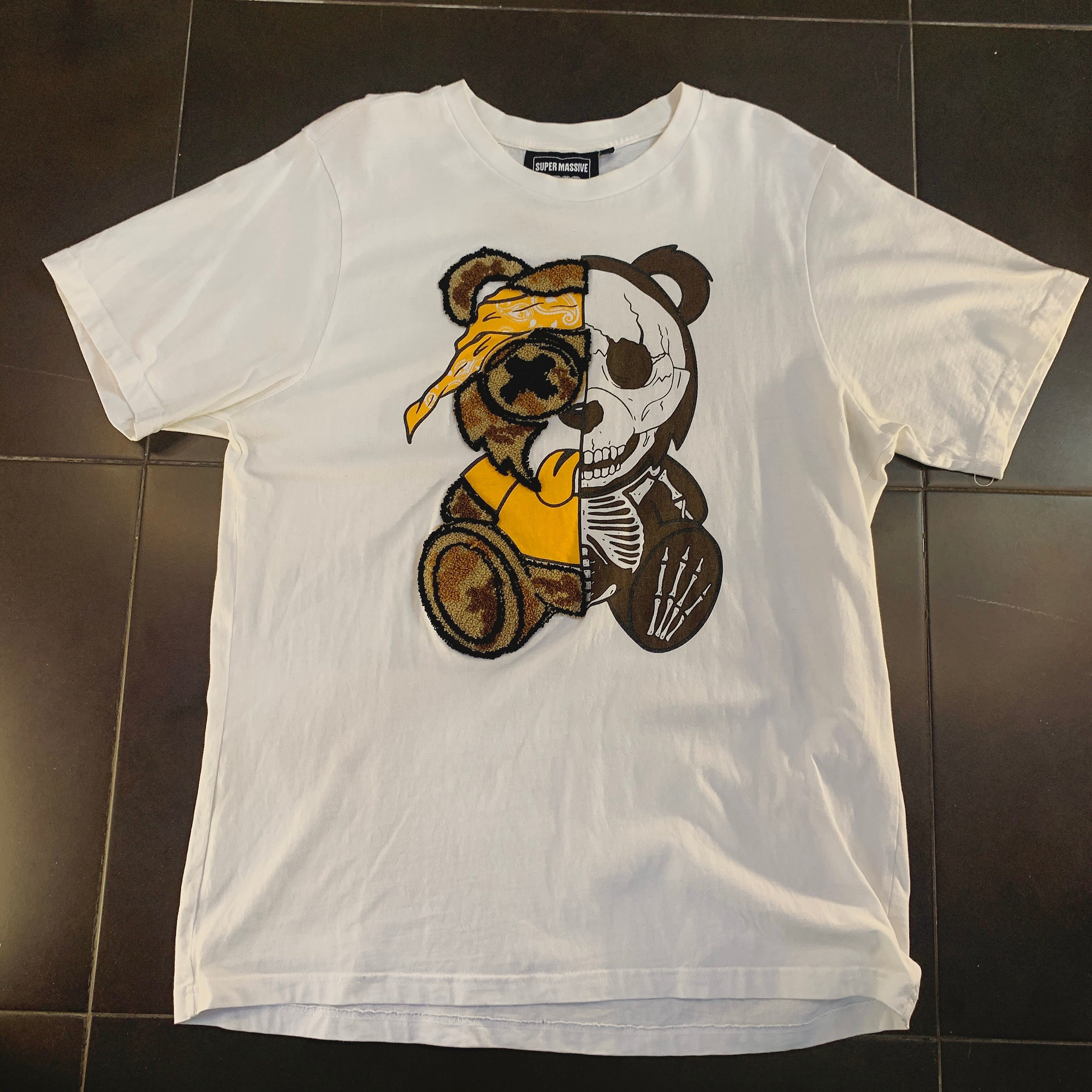 Camiseta Super Massive Teddy Skull blanca - frontal