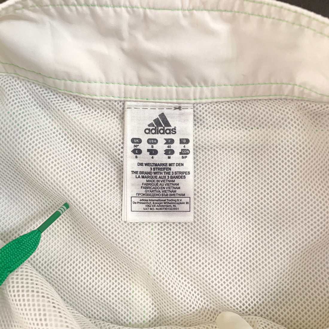 Pantalón Corto Adidas Surf Blanco Estampado Verde