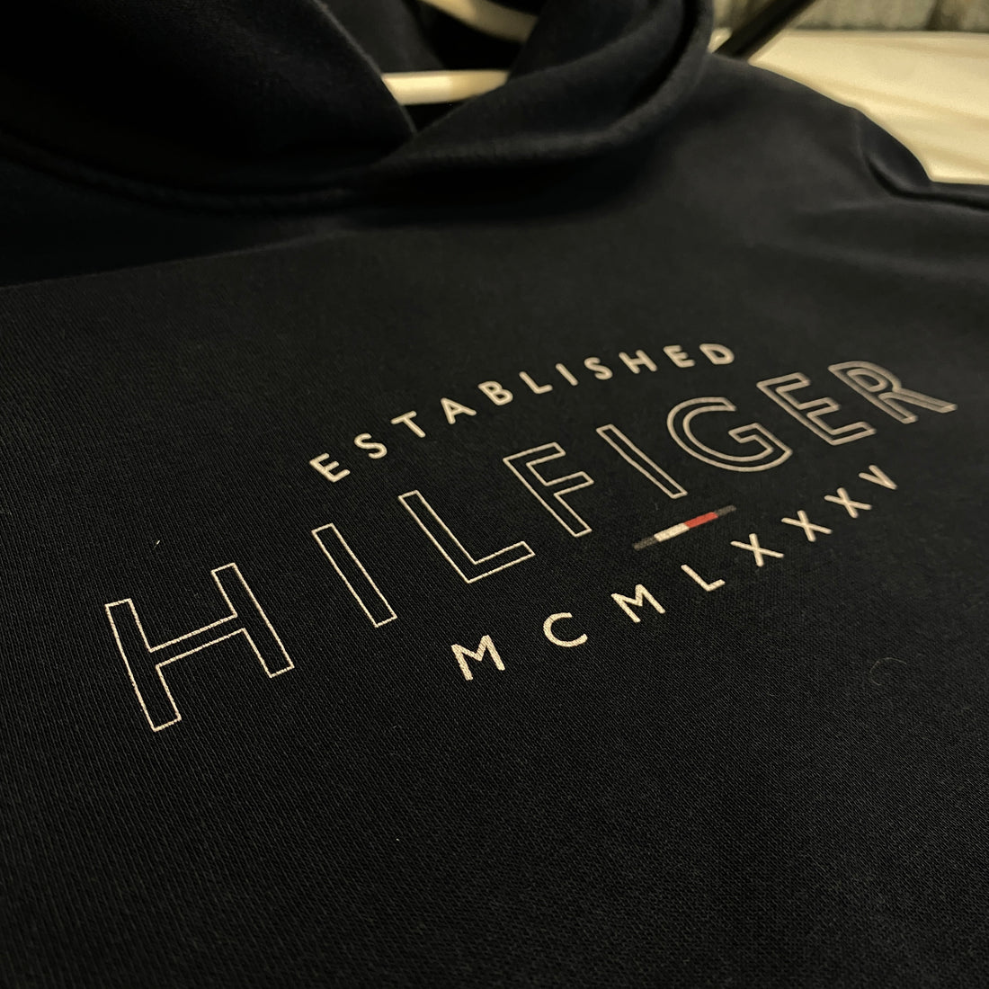 SUDADERA TOMMY HILFIGER "ESTABLISHED"