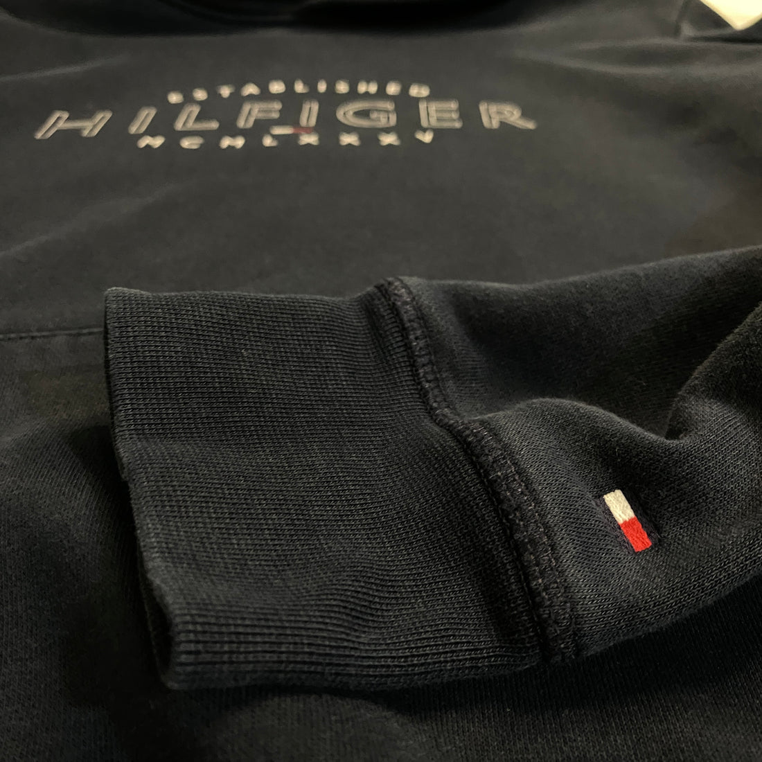 SUDADERA TOMMY HILFIGER "ESTABLISHED"