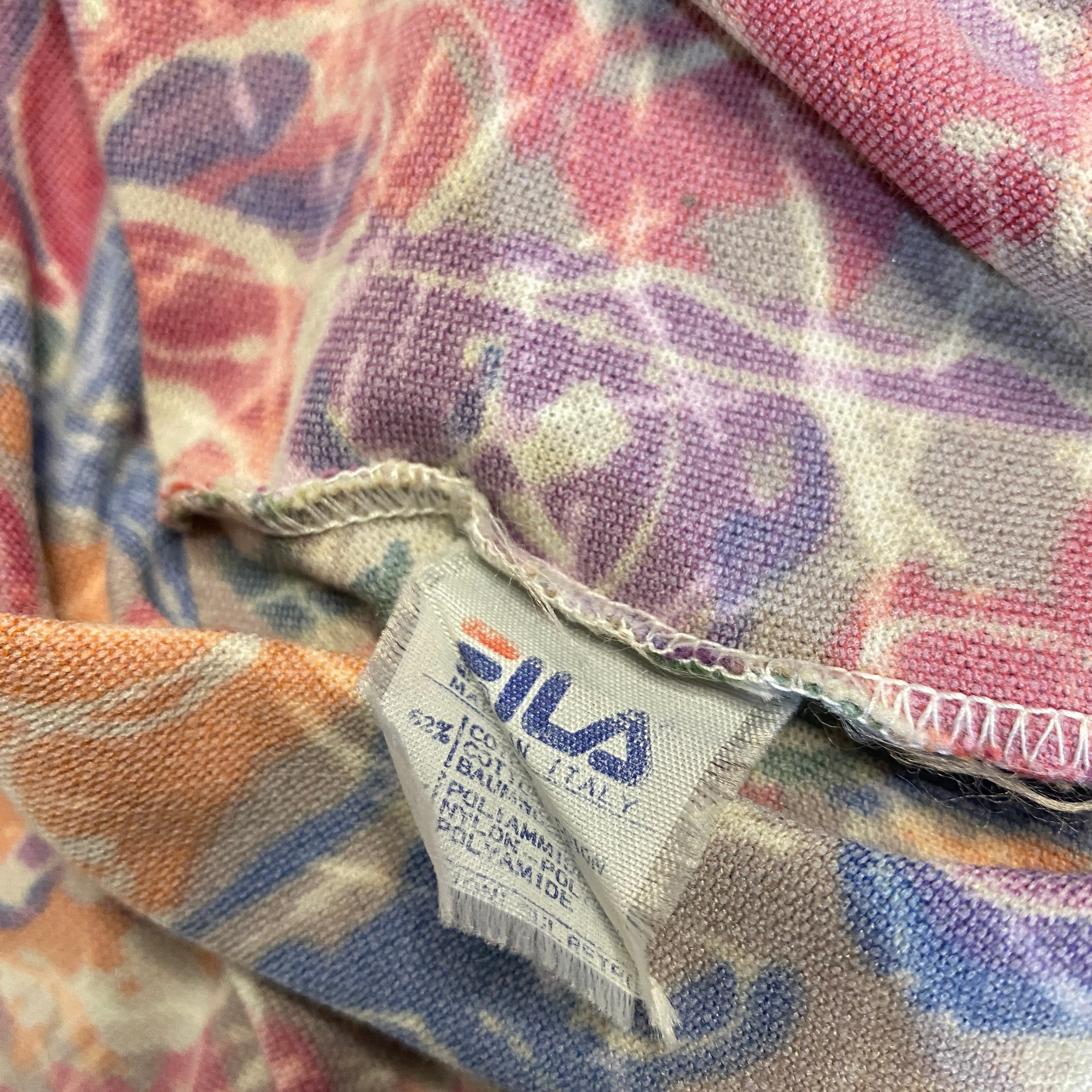 POLO FILA PRINT COLORIDO CON CUELLO VERDE