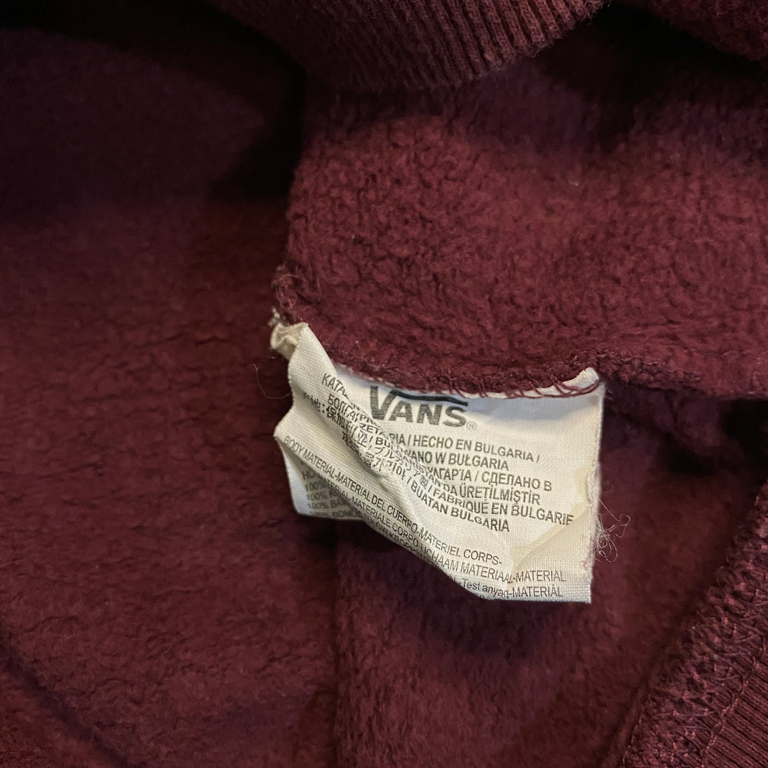 SUDADERA CON CAPUCHA VANS BURDEOS LISA