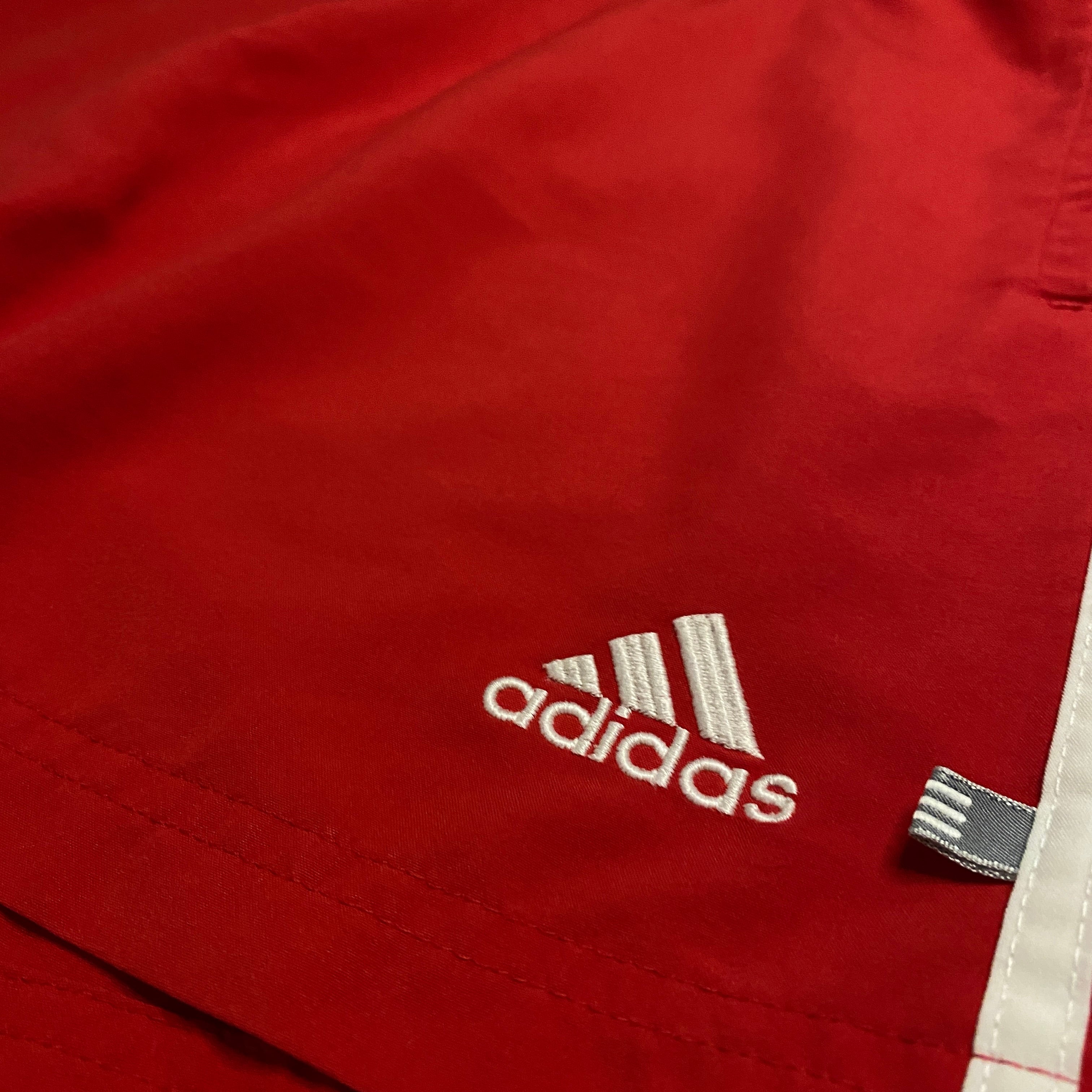 PANTALÓN CORTO ADIDAS ROJO