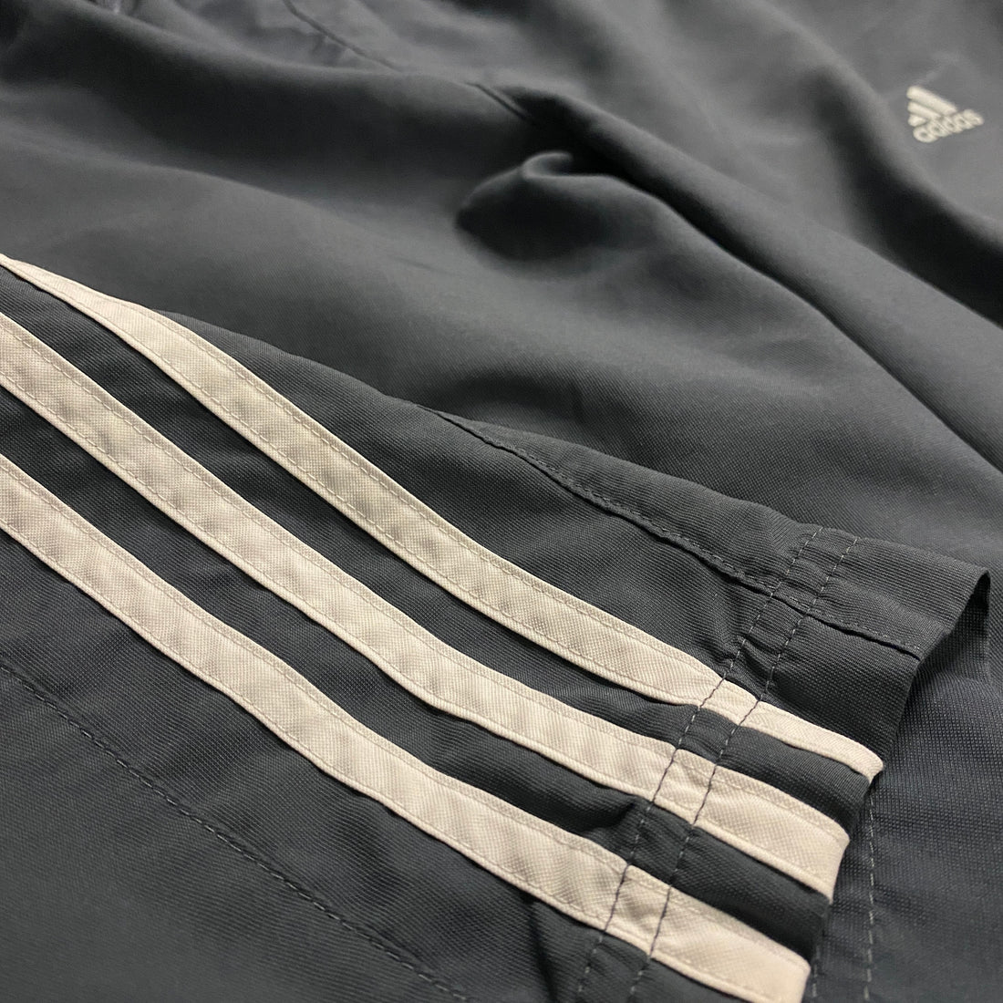 PANTALÓN CORTO ADIDAS CLIMA NAVY AZUL MARINO OSCURO