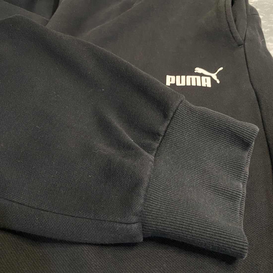 CHÁNDAL LARGO PUMA NEGRO