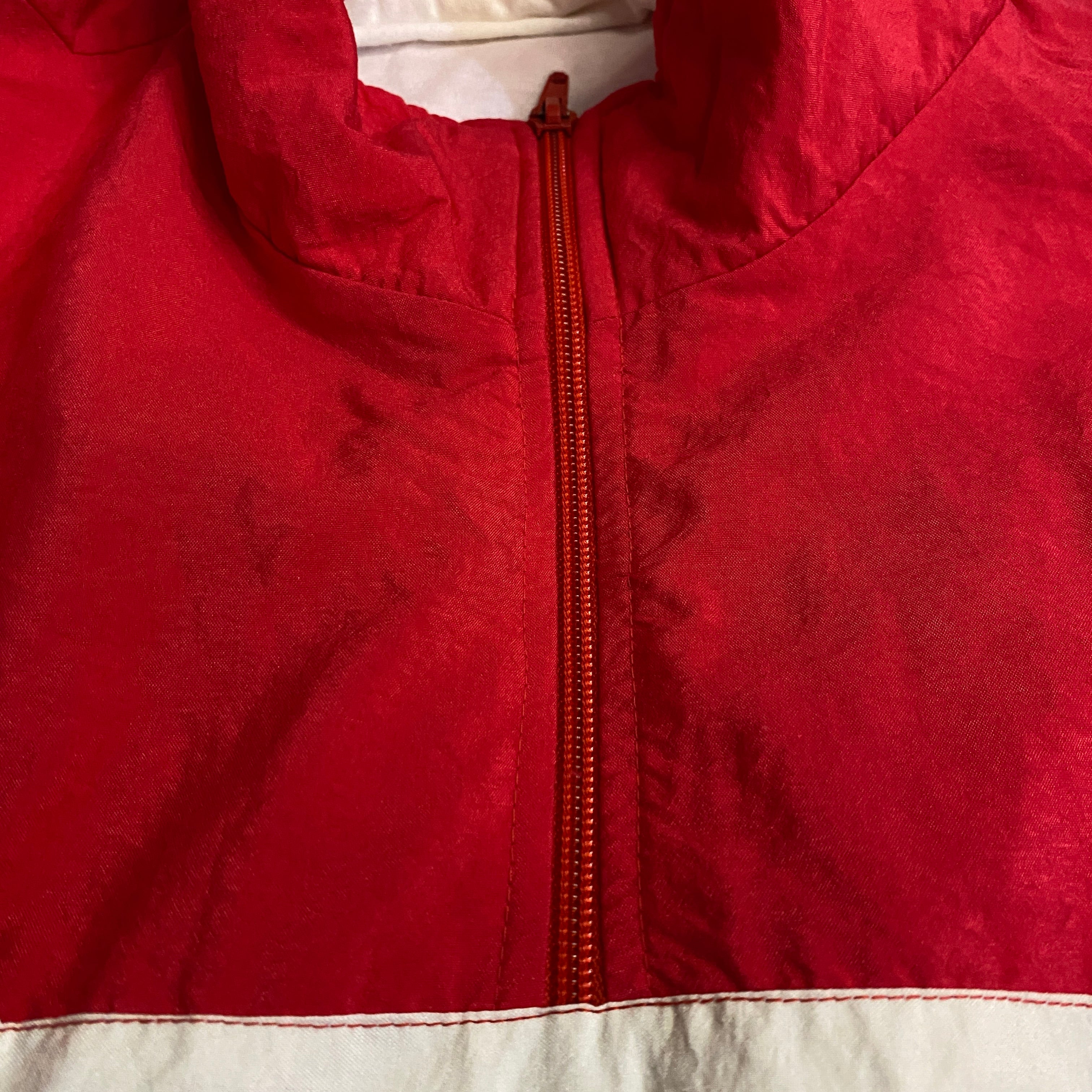 SUDADERA DEPORTIVA WINSTON ROJO CON BLANCO