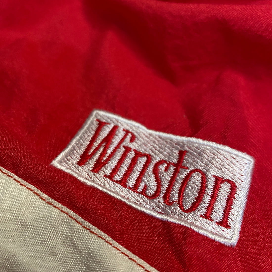 SUDADERA DEPORTIVA WINSTON ROJO CON BLANCO