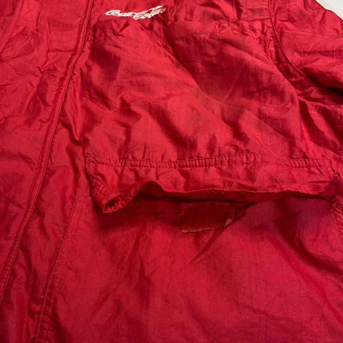 CHAQUETA COCA-COLA ROJO CON VERDE