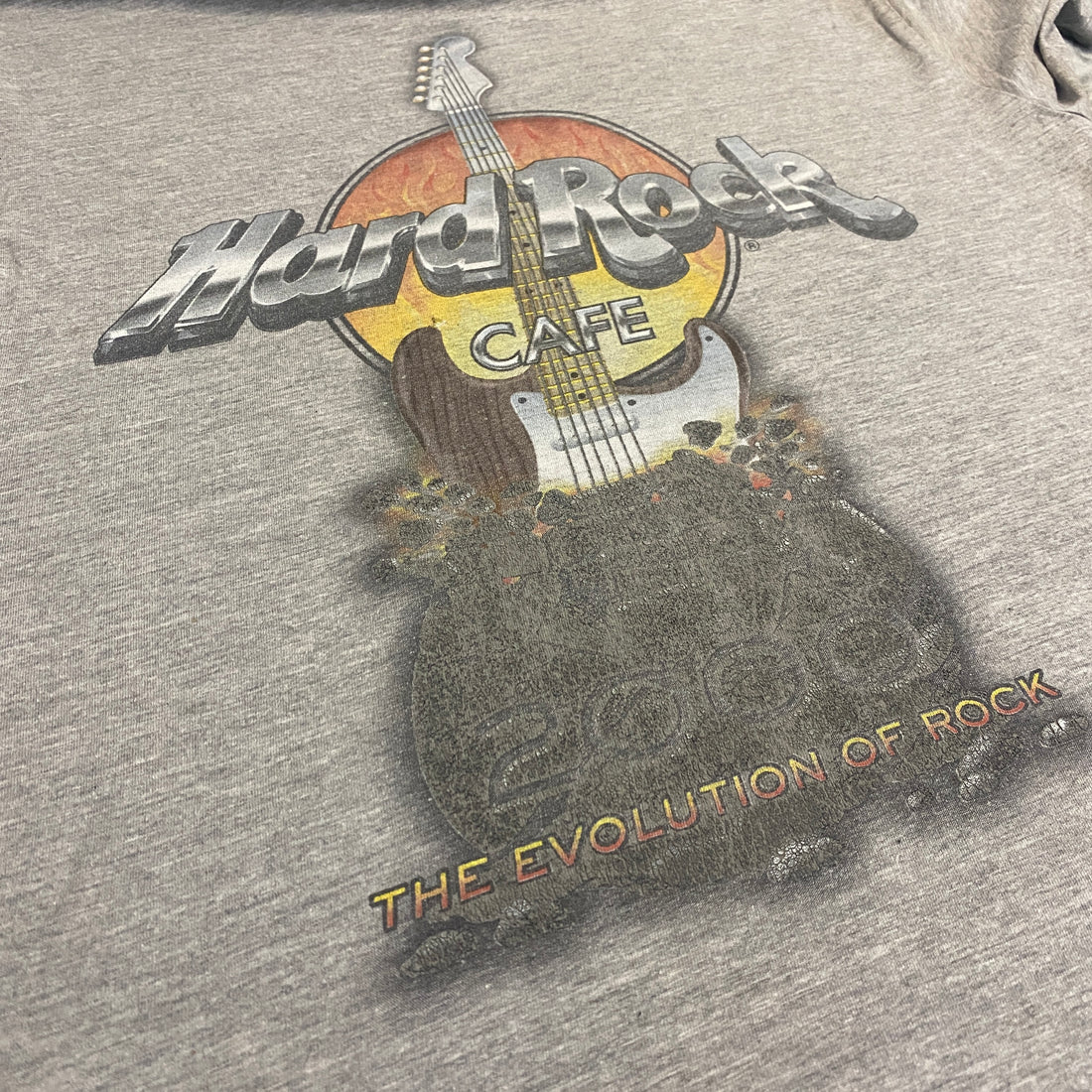 CAMISETA HARD ROCK CAFE PARIS 2000 "THE EVOLUTION OF ROCK"