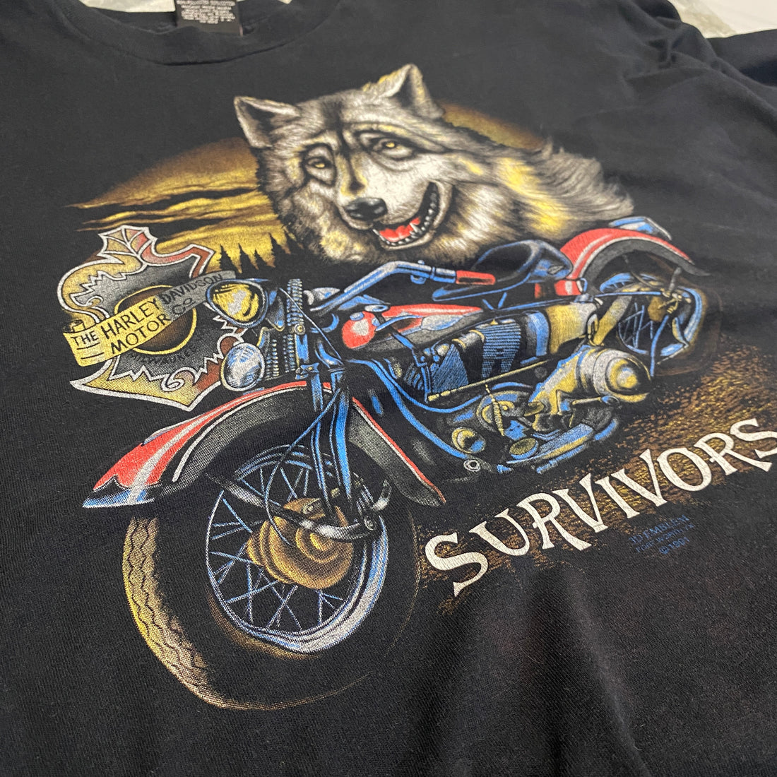 CAMISETA HARLEY-DAVIDSON "SURVIVORS" WOLF & MOTORCYCLE 1991