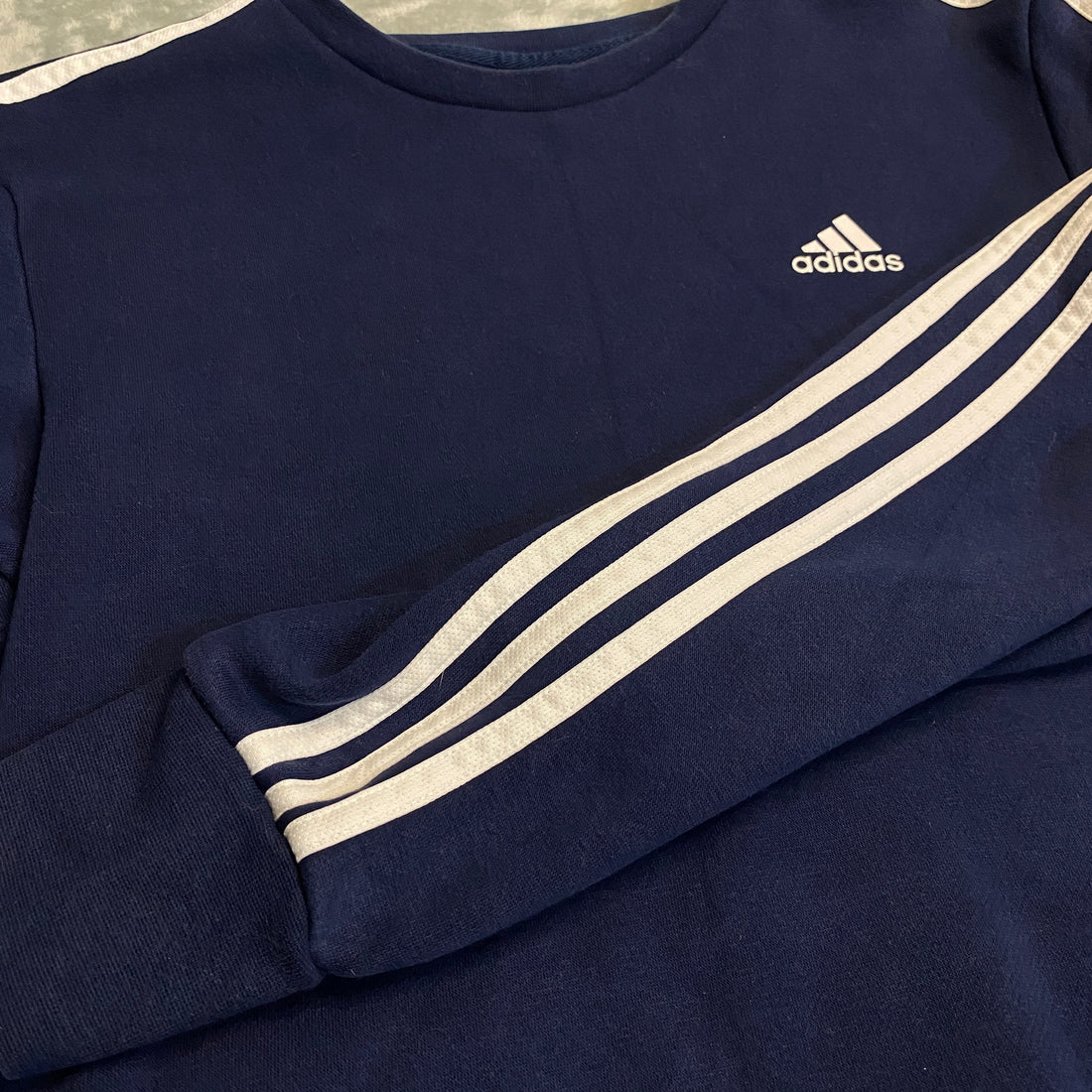 SUDADERA ADIDAS AZUL OSCURO M