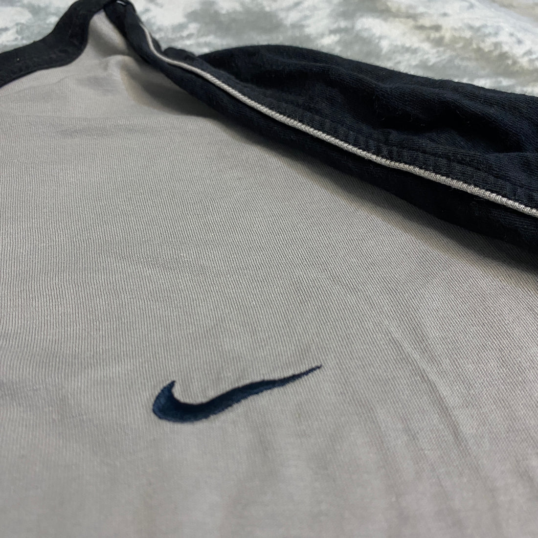 CAMISETA NIKE GRIS TALLA L