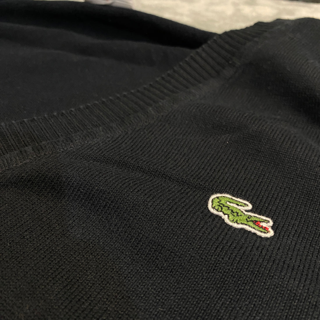 CARDIGAN LACOSTE NEGRO TALLA M