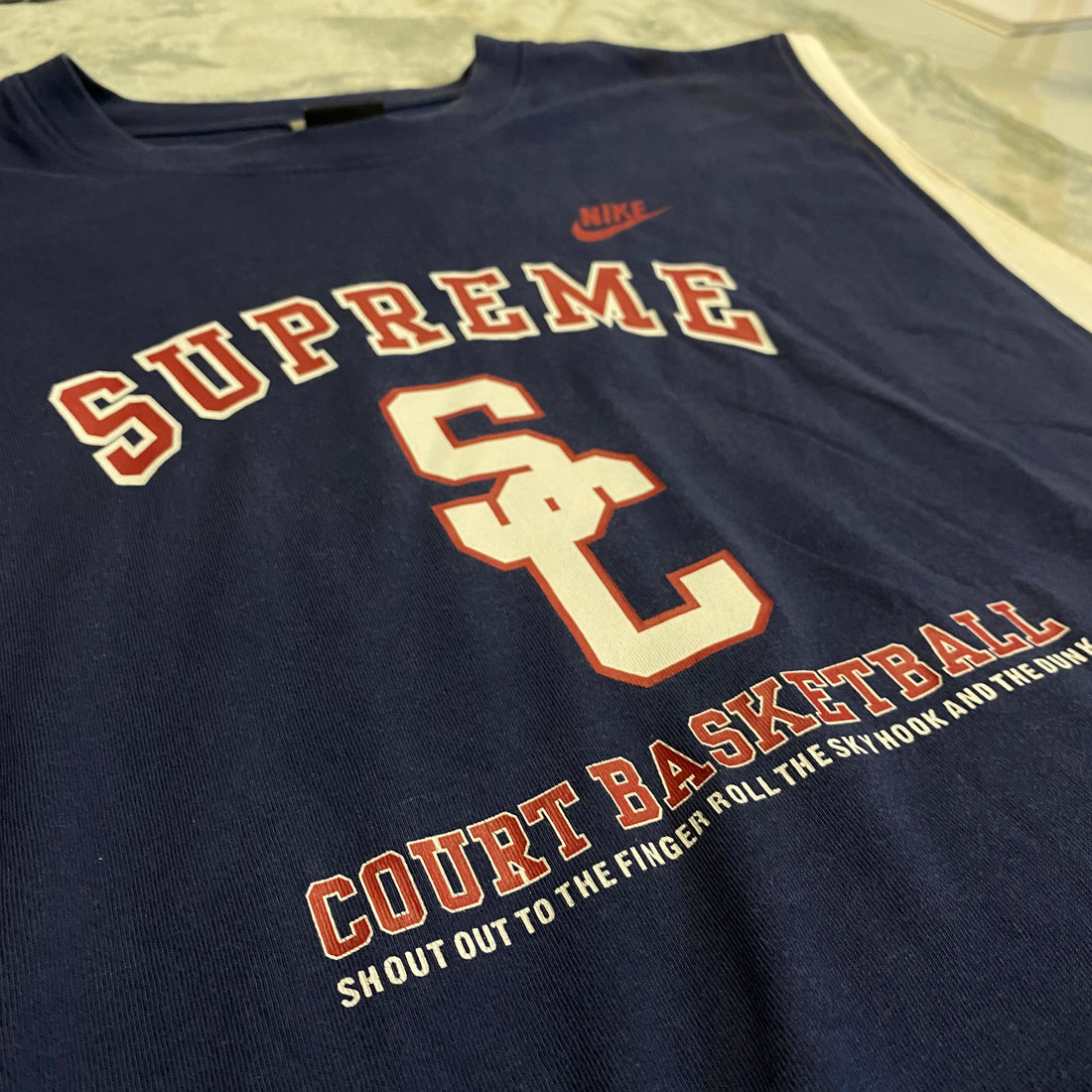 CAMISETA NIKE SUPREME COURT BASKETBALL AZUL MARINO TALLA L