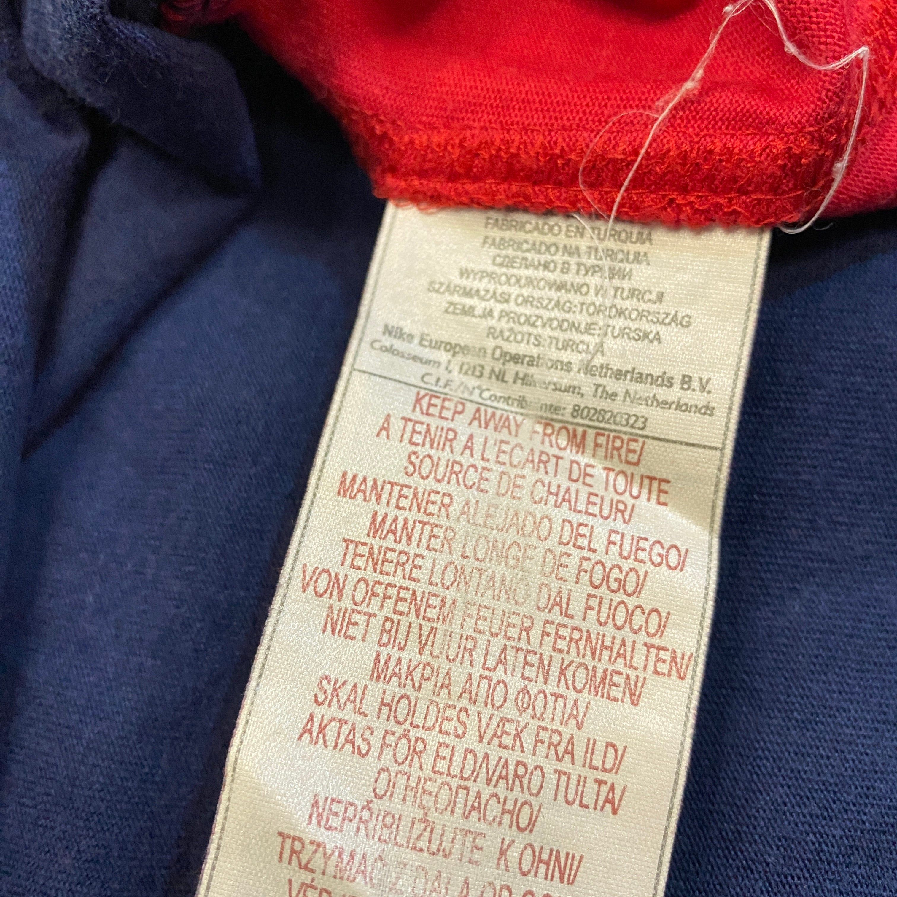 CAMISETA NIKE SUPREME COURT BASKETBALL AZUL MARINO TALLA L