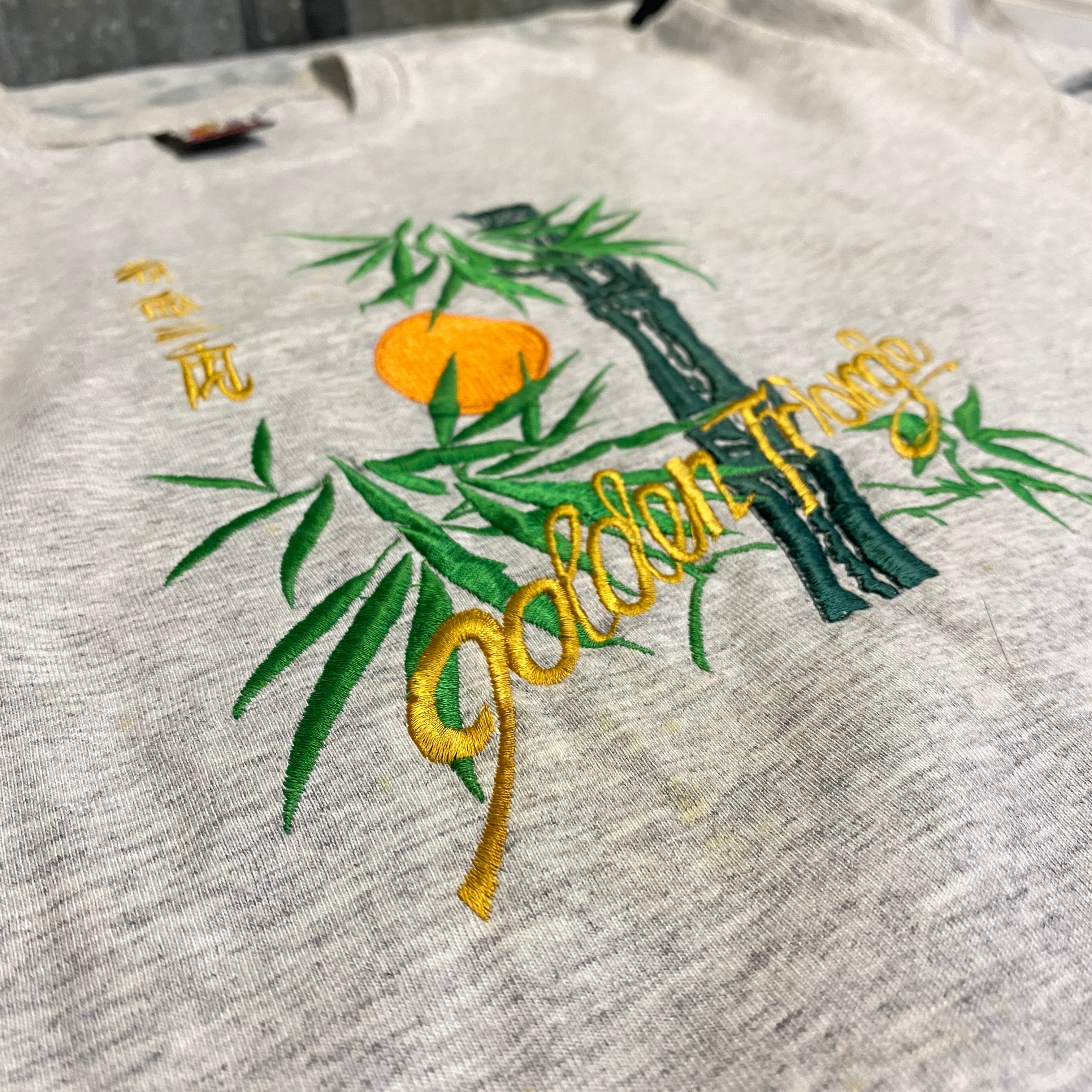 CAMISETA GOLDEN TRIANGLE BAMBOO BORDADO GRIS MELANGE TALLA L