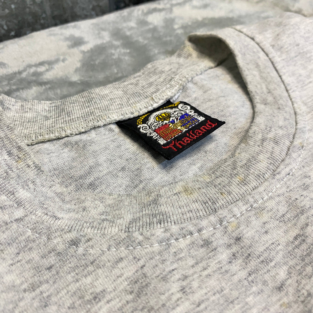 CAMISETA GOLDEN TRIANGLE BAMBOO BORDADO GRIS MELANGE TALLA L